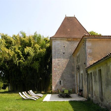 Chateau De Puyrigaud Bed and Breakfast Léoville Εξωτερικό φωτογραφία